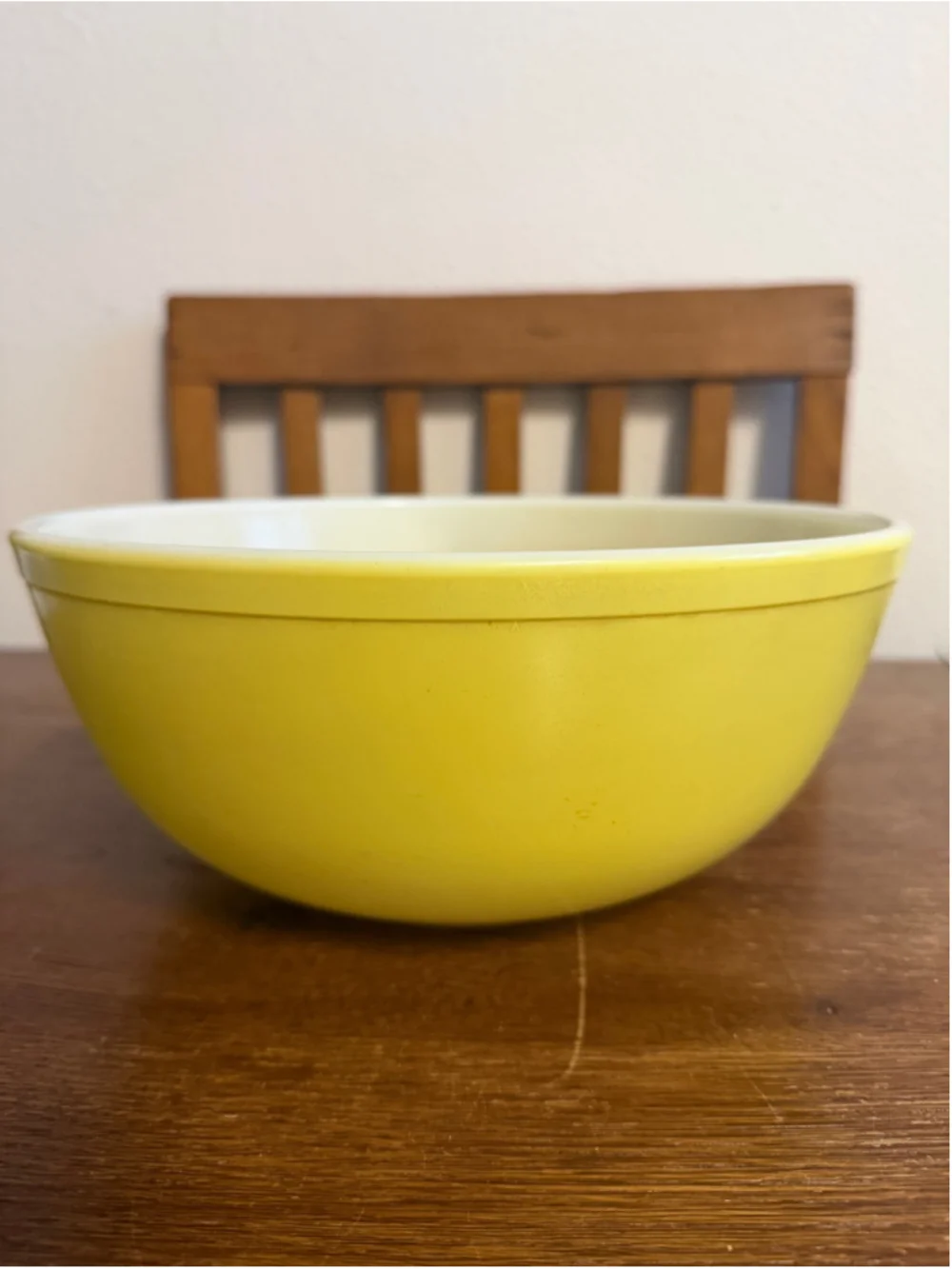 Vintage Pyrex 404-11 Primary Yellow 4 Quart Mixing Bowl Nesting Bowl USA Milk Gl